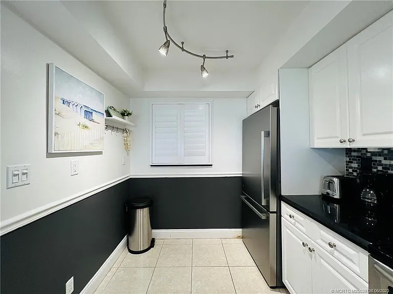 9490 S Ocean Dr #213 — Photo 5
