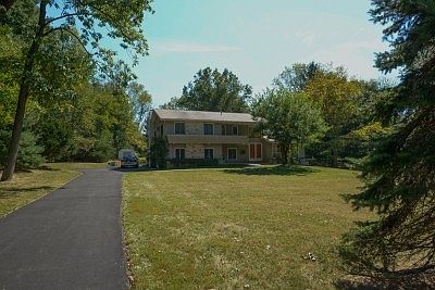 1st image of 41 Southwoods Ln