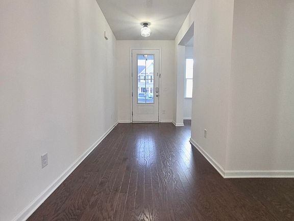 4th image of 150 Nolin Rd