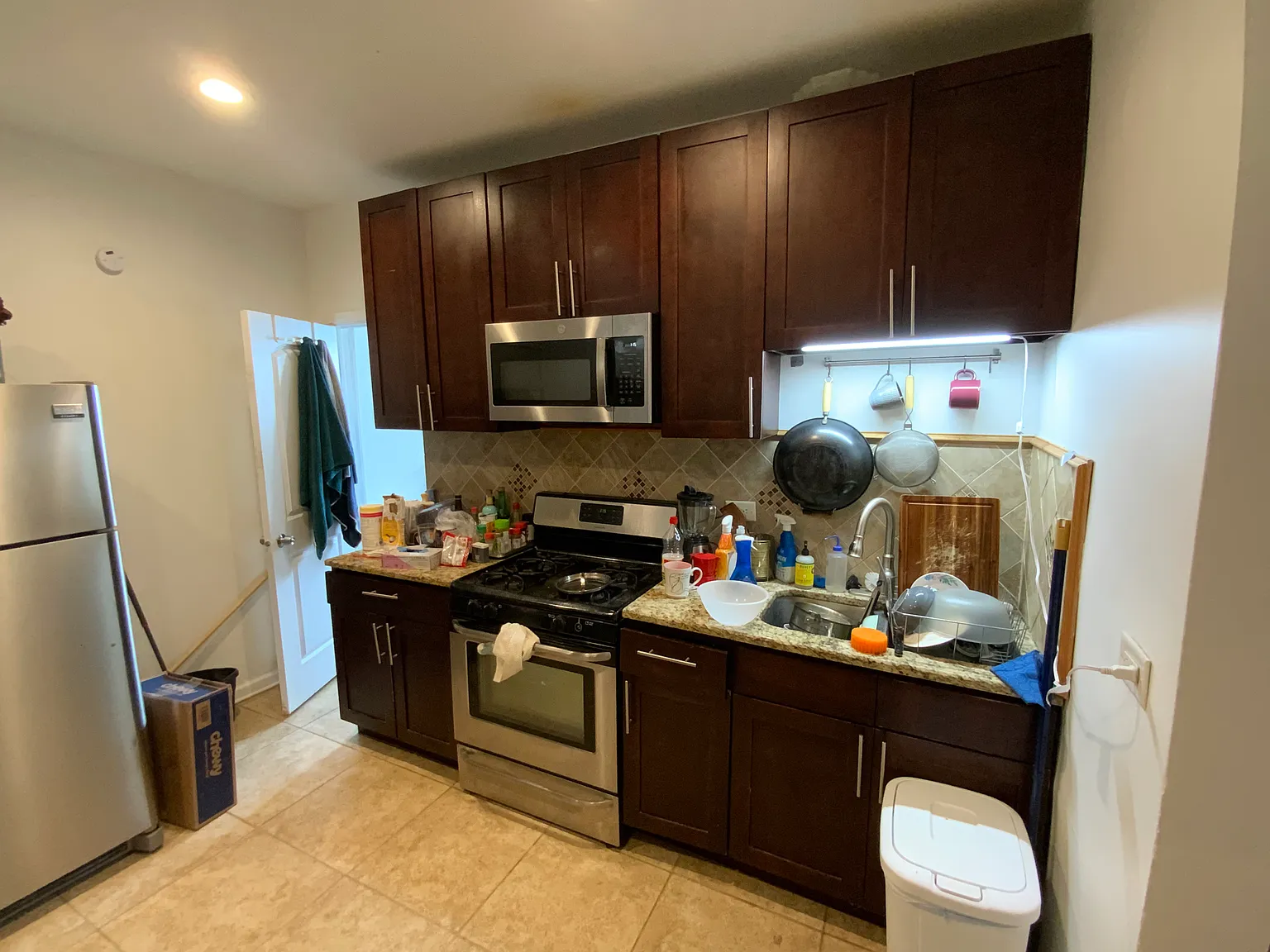 2 bed, 600 sqft, $1,725 — Photo 1
