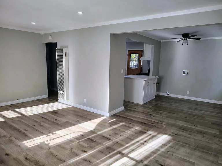 509 E Truslow Ave — Photo 12