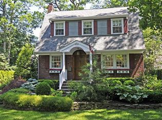 455 Wastena Ter, Ridgewood, NJ 07450