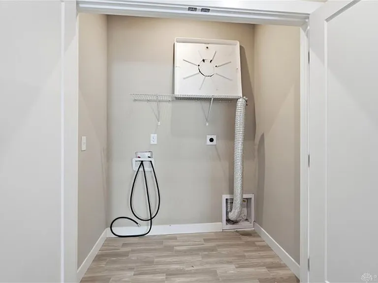 7241 Otley Dr — Photo 55