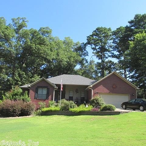 1st image of 411 N Park Dr