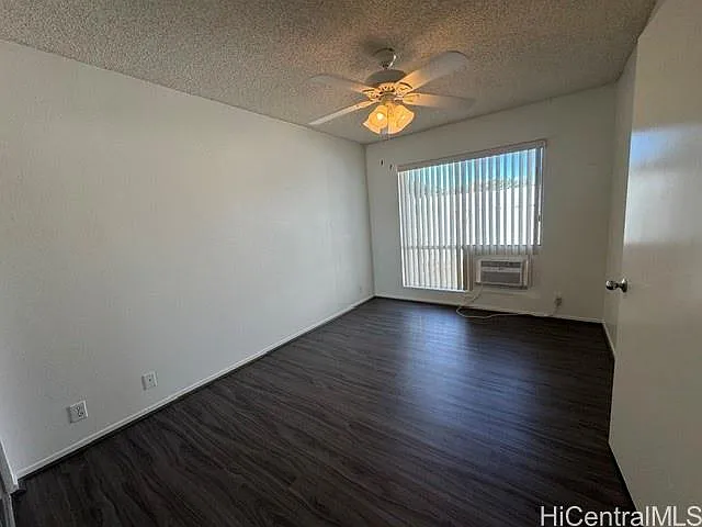 91-1212 Kaneana St — Photo 4