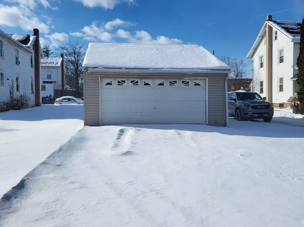 129 N Walnut St, Birdsboro, PA 19508