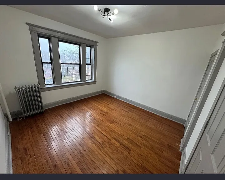 66 N Grove St #6L — Photo 5