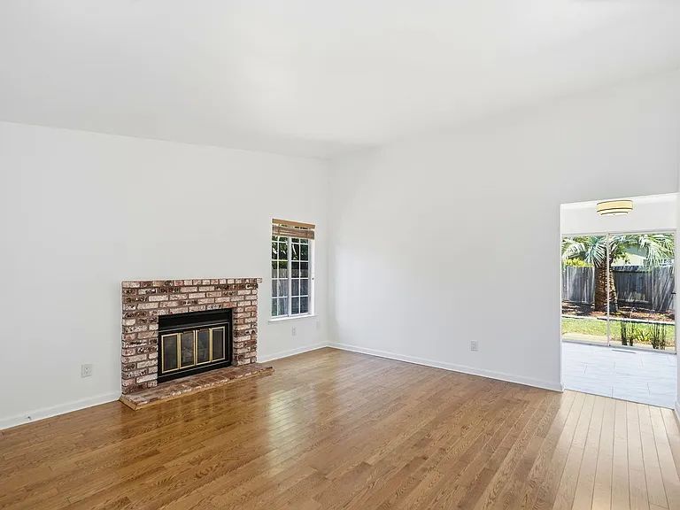 1775 Northstar Dr — Photo 6