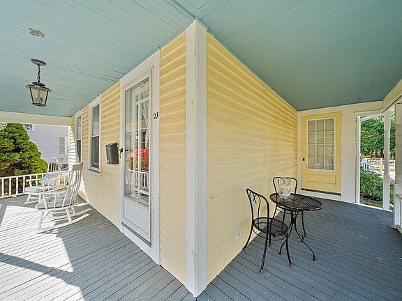 4th image of 23 Sheridan St