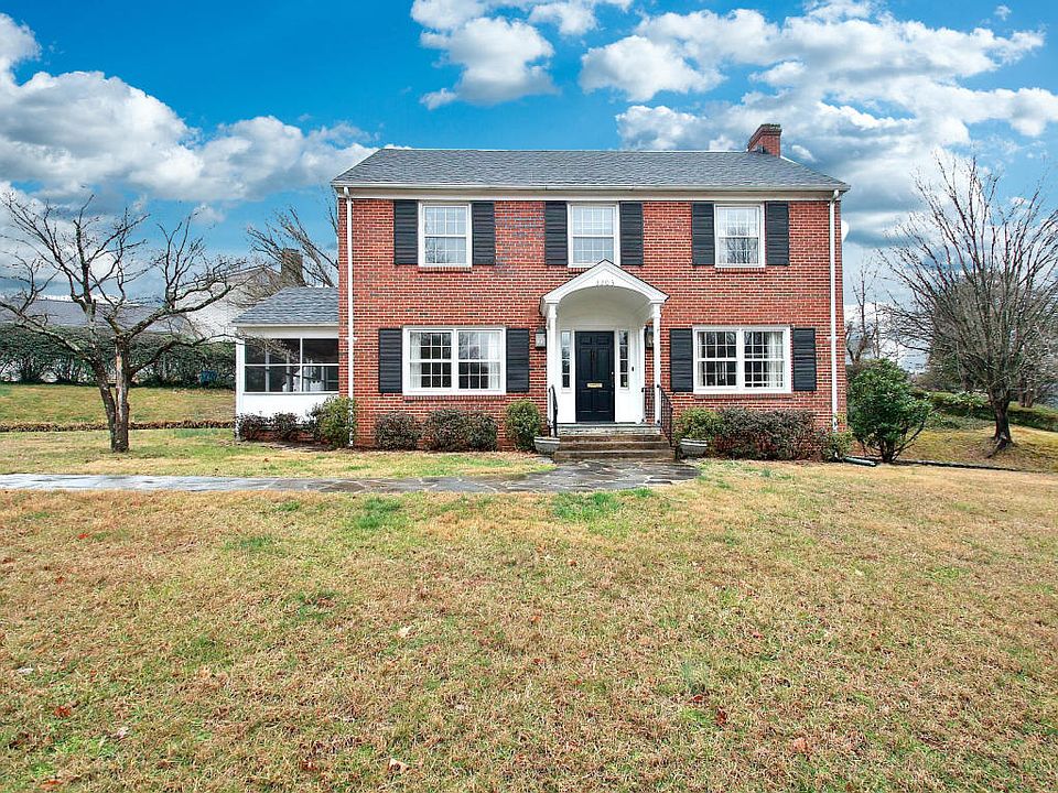 1st image of 3203 Brightwood Pl SW