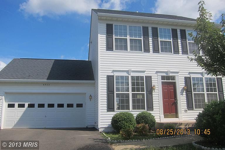 1st image of 6923 Versaille Dr