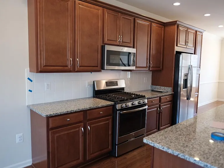 Main Floor - Kitchen