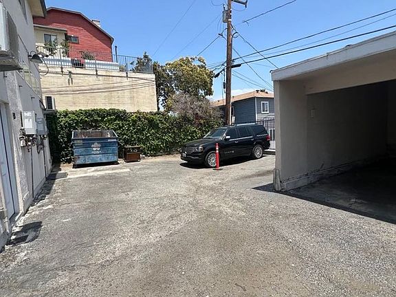 4th image of 530 Venice Way APT 10