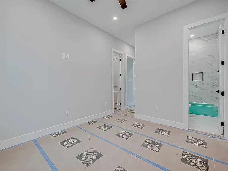 6840 Del Rio St — Photo 29