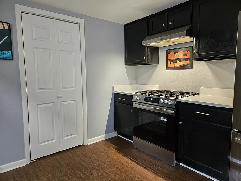 309 S Gregg Ave — Photo 7