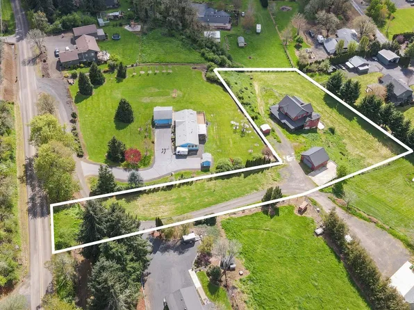 4152 Delightful Ln NE, Silverton, OR 97381
