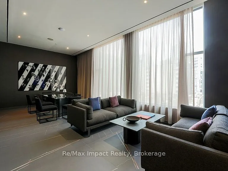 11 Yorkville Ave #4602 — Photo 30