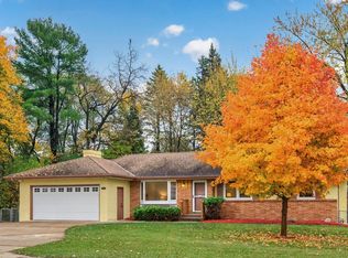 2199 Long Lake Rd, New Brighton, MN 55112