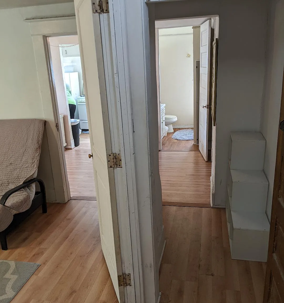 1131 Pleasant St — Photo 1