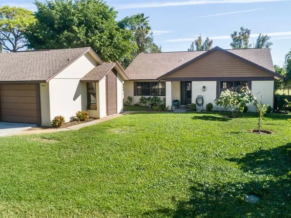 2254 Sequoia Dr, Clearwater, FL 33763