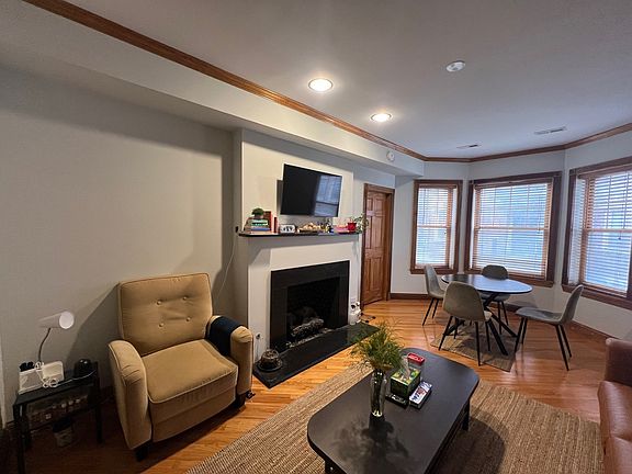 5th image of 5313 S Harper Ave #2
