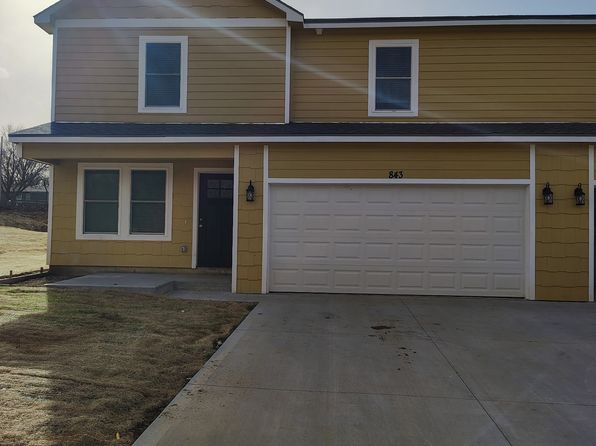 843 SE Hackberry Dr