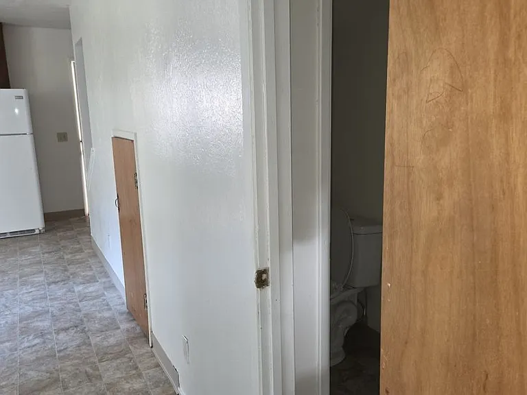 1069 Sierra Blvd — Photo 9