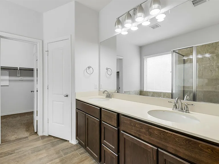 218 Kinnerly Peak Pl — Photo 20