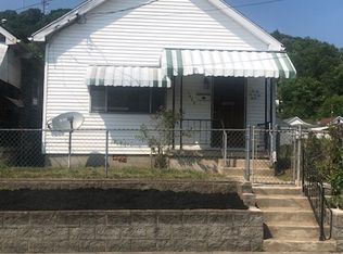 1428 Stuart St, Charleston, WV 25387