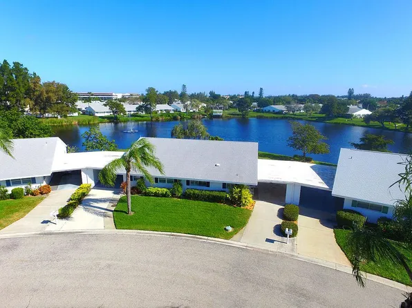 4519 Lexington Cir, Bradenton, FL 34210