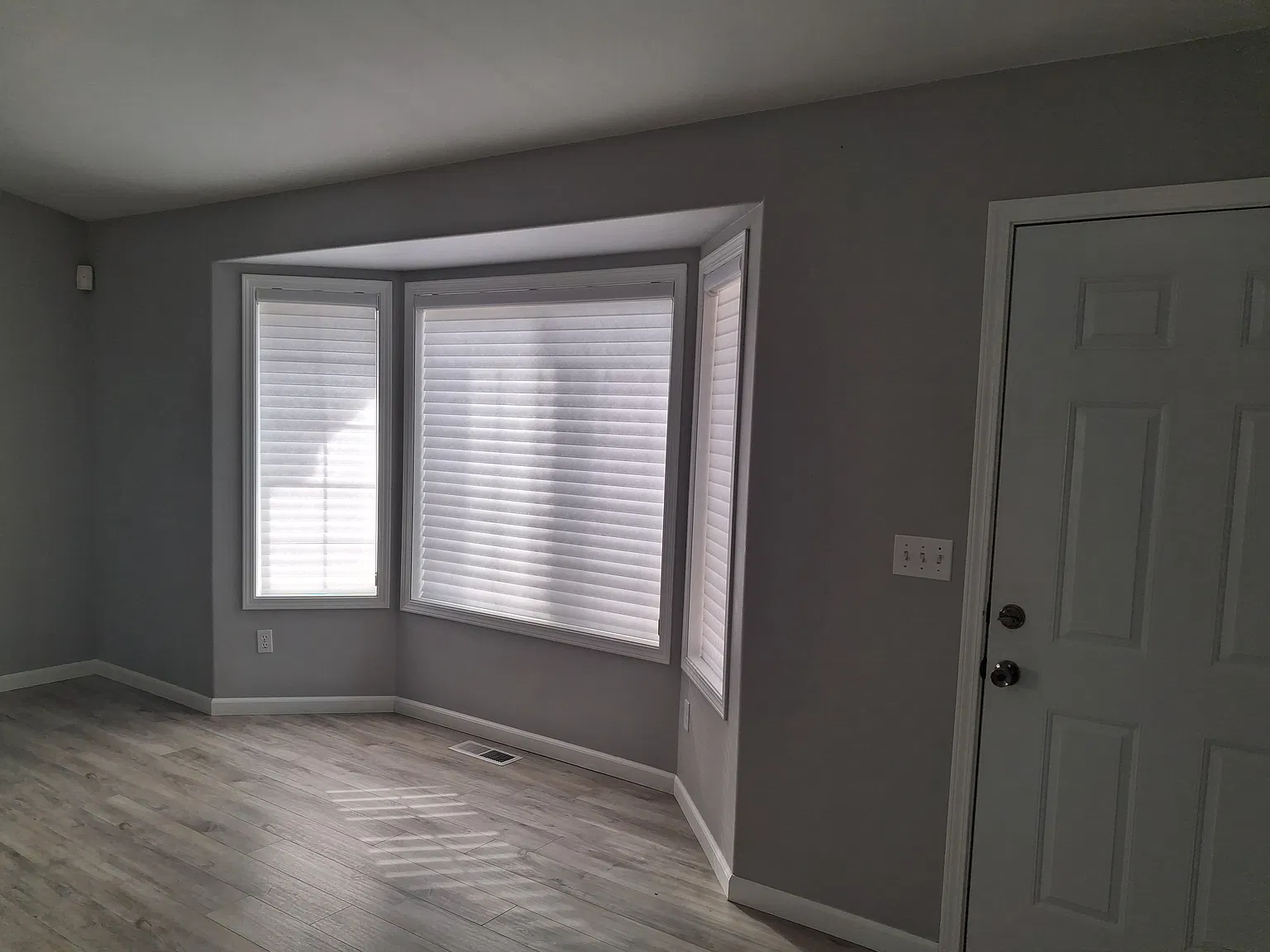 3 bed, 1470 sqft, $2,900 — Photo 3