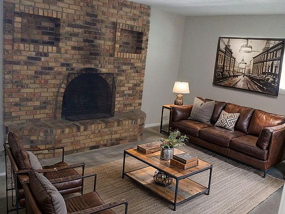 5th image of 520 Green Briar Blvd