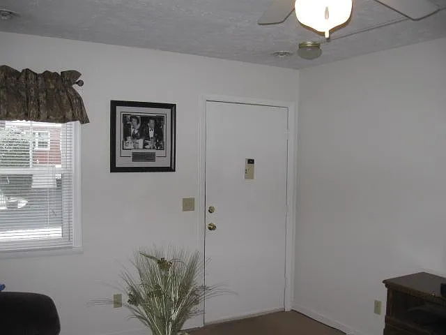 326D Cortland St — Photo 2
