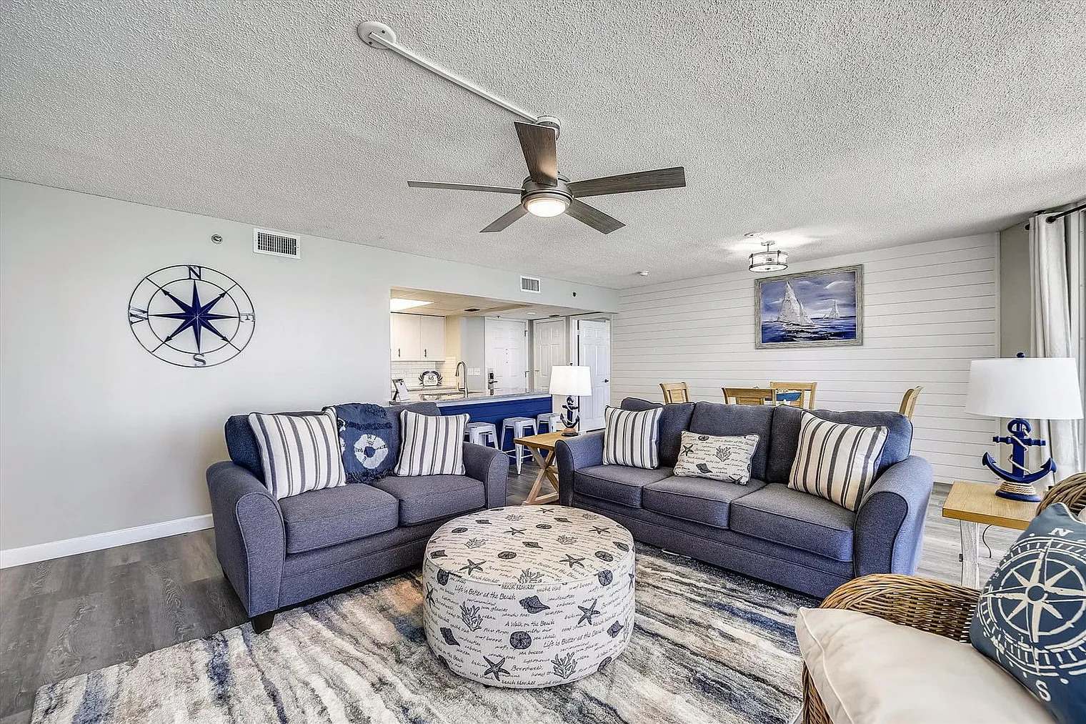 2 bed, 2.0 bath, 1323 sqft, $3,771 — Photo 3