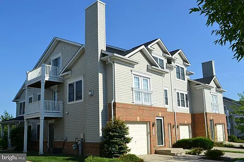 2068 Astilbe Way Photo 1