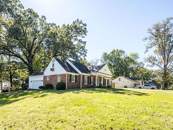 2nd image of 4851 Rolling Meadows Dr