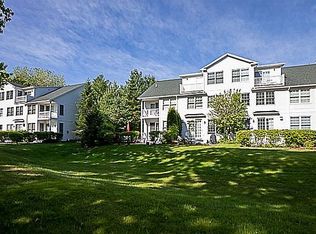 13354 Stover Rd APT 4, Charlevoix, MI 49720