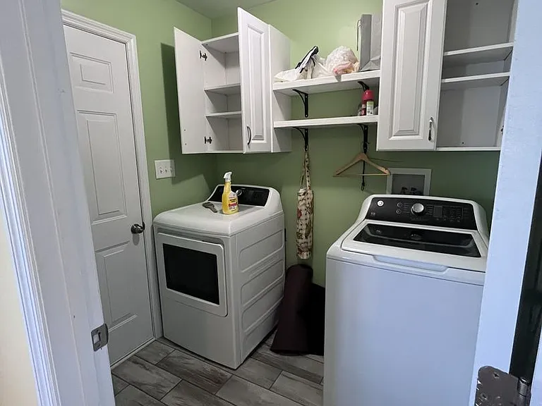 700 Wickford Pl — Photo 5
