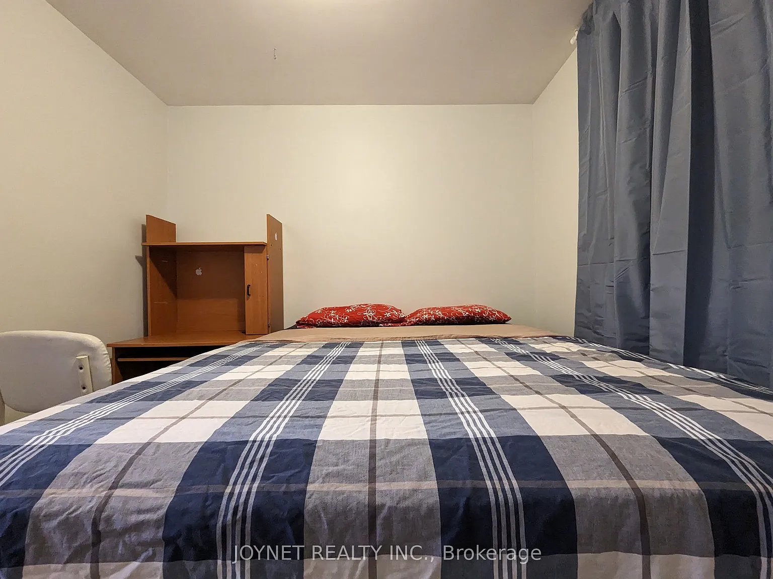 3 bed, $1,950 — Photo 1
