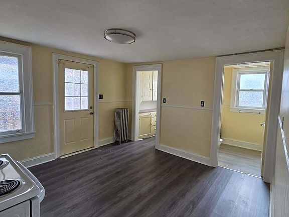 4th image of 114 N Hyde Park Ave Unit 2