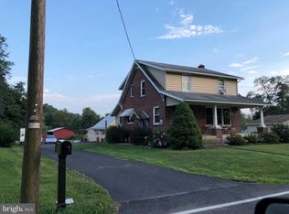 330 Galen Hall Rd, Reinholds, PA 17569