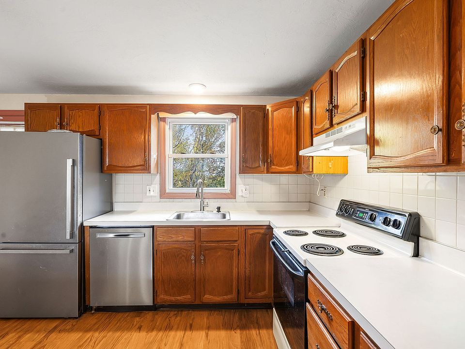 1st image of 27A Timrod Dr