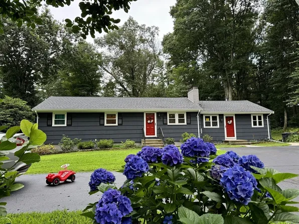 189 Orchard St, Millis, MA 02054