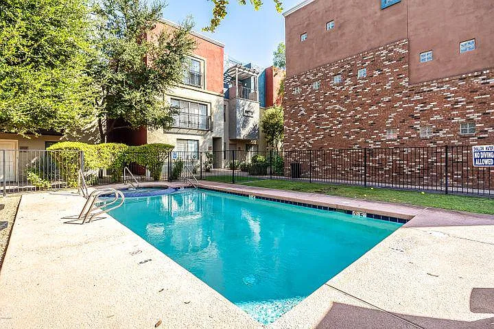 3435 E Lance Ln — Photo 37