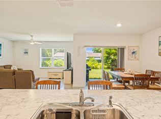 471 Midvale Ter, Sebastian, FL 32958