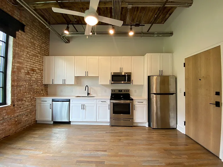 Lofts At Abrams Fixtures — Photo 19