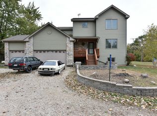 9795 274th Ave, Trevor, WI 53179