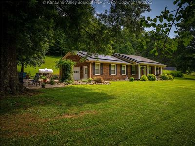1285 Hudson Valley Dr, South Charleston, WV, 25309