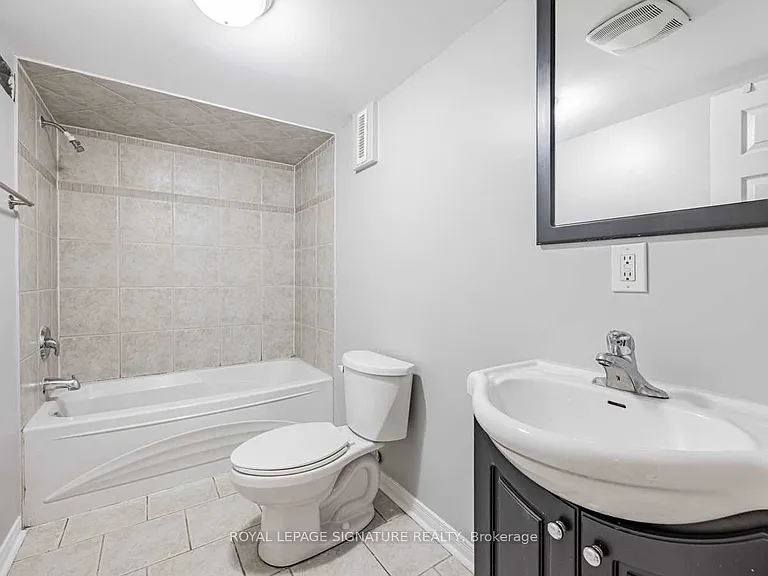 87 Watson St #BASEMENT — Photo 17