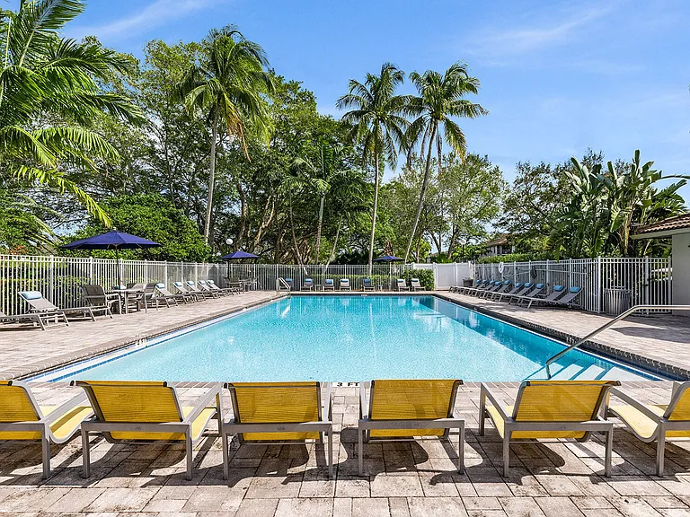 Boynton Place Apartments — Photo 5